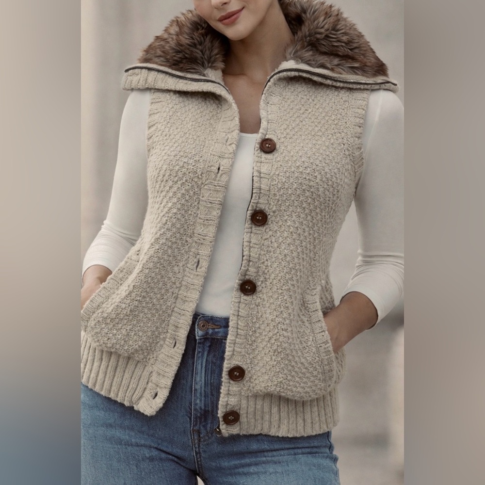 Beige Knit Vest with Faux Fur Collar